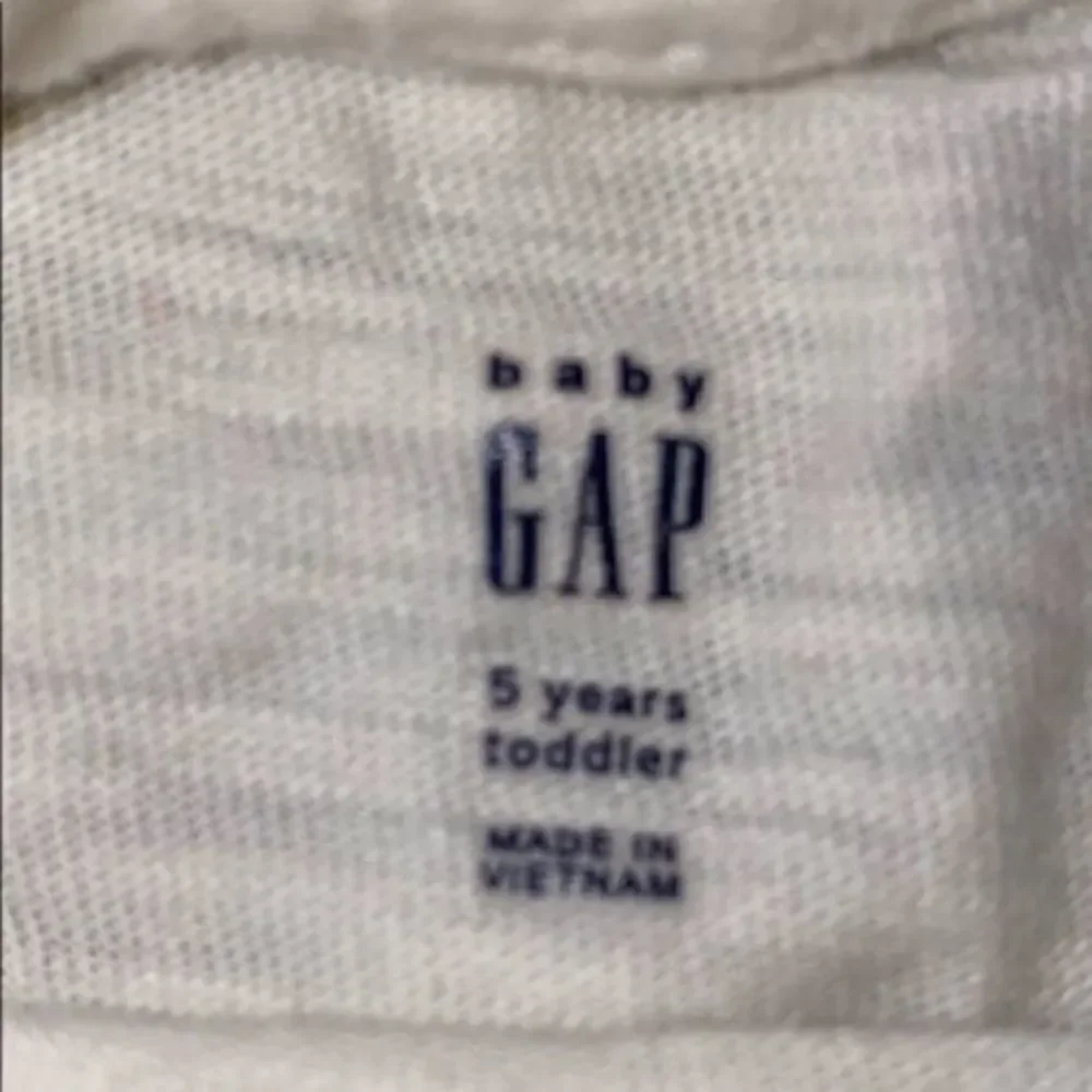 Gap toddler tee size 5T​​